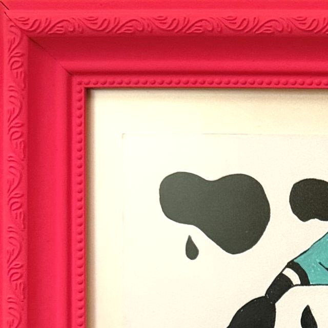 PISAKI, corner of the frame made by the artist